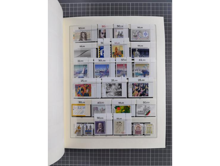 1949/92, vorwiegend postfrische, in den Hauptnummern augenscheinlich komplette Sammlung, teils sign. Schlegel BPP, meist gute