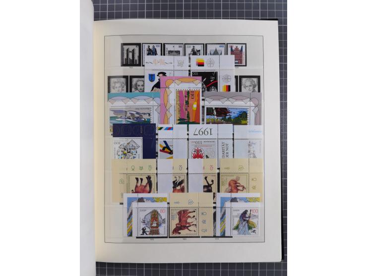 1949/92, vorwiegend postfrische, in den Hauptnummern augenscheinlich komplette Sammlung, teils sign. Schlegel BPP, meist gute