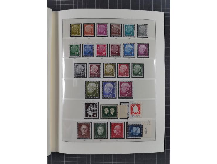 1949/92, vorwiegend postfrische, in den Hauptnummern augenscheinlich komplette Sammlung, teils sign. Schlegel BPP, meist gute