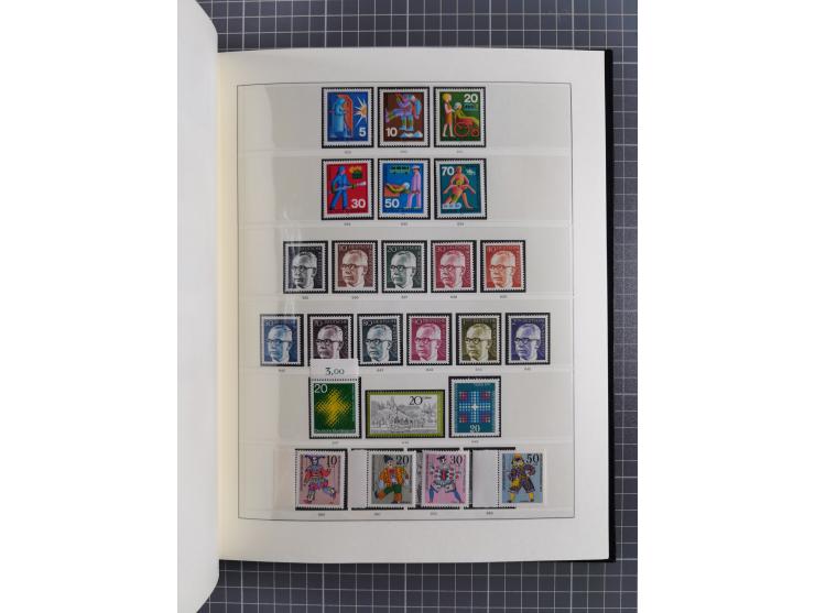 1949/92, vorwiegend postfrische, in den Hauptnummern augenscheinlich komplette Sammlung, teils sign. Schlegel BPP, meist gute