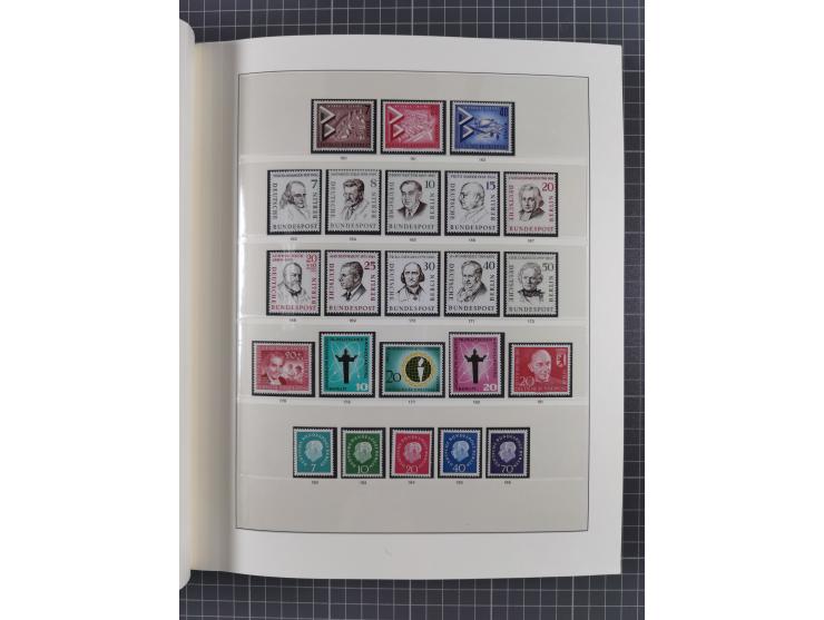 1948/90, postfrische, in den Hauptnummern augendscheinlich komplette Sammlung, Aufdruckwerte sign. und Block 1 mit Fotoattest