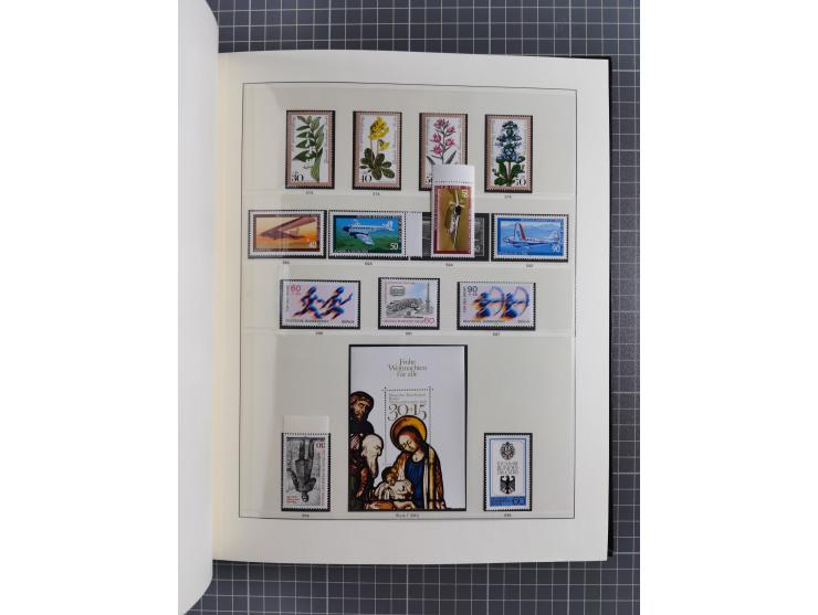 1948/90, postfrische, in den Hauptnummern augendscheinlich komplette Sammlung, Aufdruckwerte sign. und Block 1 mit Fotoattest