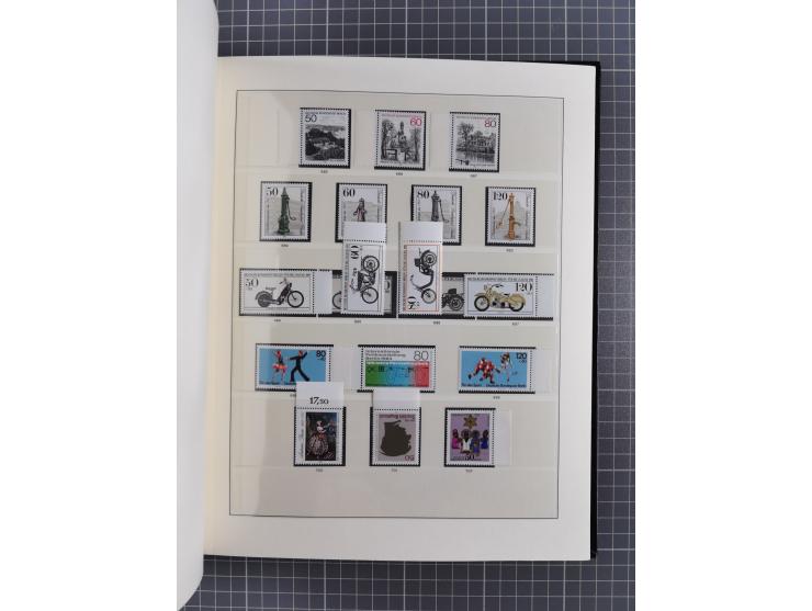 1948/90, postfrische, in den Hauptnummern augendscheinlich komplette Sammlung, Aufdruckwerte sign. und Block 1 mit Fotoattest