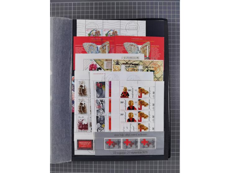 1852/1980, in the beginning used and from 1940 also mint never hinged collection stock, incl. better early issues, Mi.-Nr. 1-