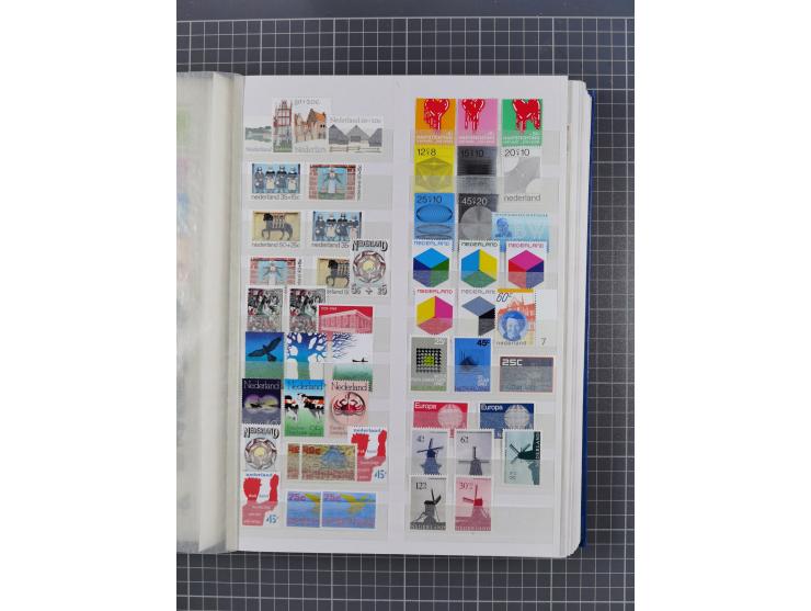 1852/1980, in the beginning used and from 1940 also mint never hinged collection stock, incl. better early issues, Mi.-Nr. 1-