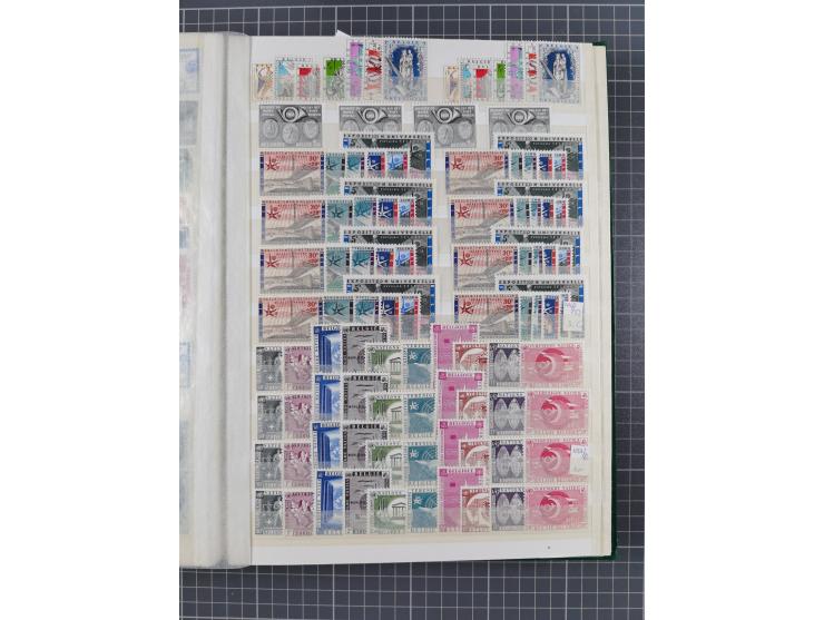 1894/1964, mostly mint never hinged stock ex Mi.-Nr. 61-1372, incl. many complete sets, some multiple per 2-15, etc, in two s