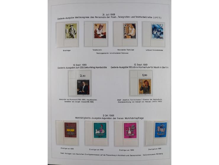 1948/82, in den Hauptnummern kpl. postfrische und zusätzlich gestempelte Sammlung, alle postfrischen Marken bis Mi.-Nr. 74 un