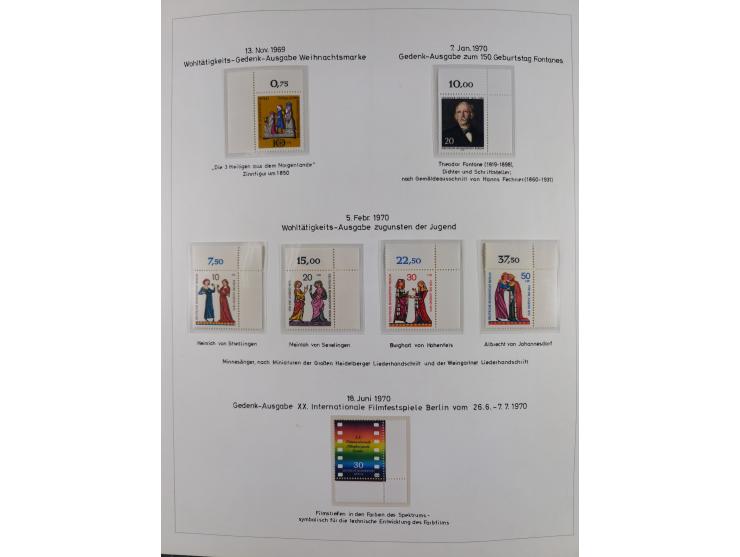 1948/82, in den Hauptnummern kpl. postfrische und zusätzlich gestempelte Sammlung, alle postfrischen Marken bis Mi.-Nr. 74 un