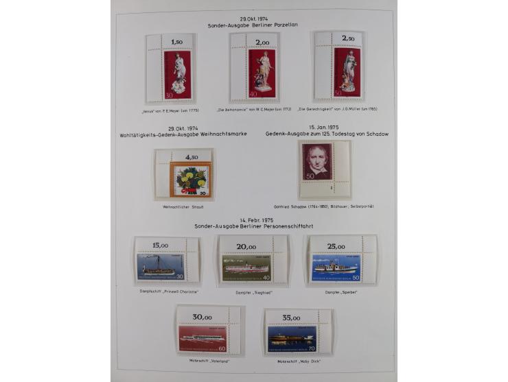 1948/82, in den Hauptnummern kpl. postfrische und zusätzlich gestempelte Sammlung, alle postfrischen Marken bis Mi.-Nr. 74 un