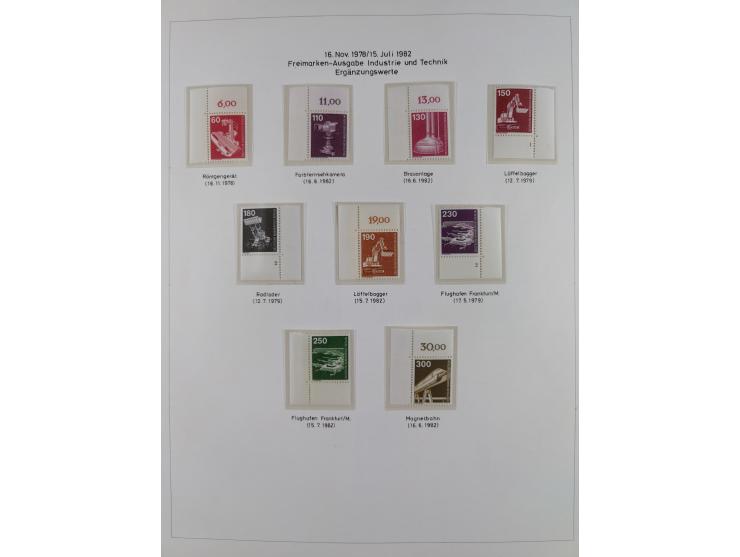 1948/82, in den Hauptnummern kpl. postfrische und zusätzlich gestempelte Sammlung, alle postfrischen Marken bis Mi.-Nr. 74 un