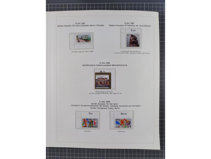 1948/82, in den Hauptnummern kpl. postfrische und zusätzlich gestempelte Sammlung, alle postfrischen Marken bis Mi.-Nr. 74 un