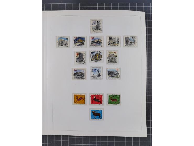 1948/82, in den Hauptnummern kpl. postfrische und zusätzlich gestempelte Sammlung, alle postfrischen Marken bis Mi.-Nr. 74 un