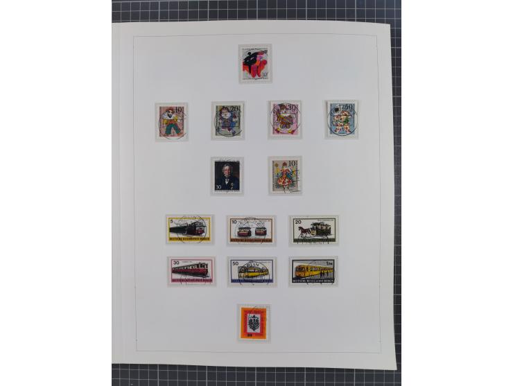 1948/82, in den Hauptnummern kpl. postfrische und zusätzlich gestempelte Sammlung, alle postfrischen Marken bis Mi.-Nr. 74 un