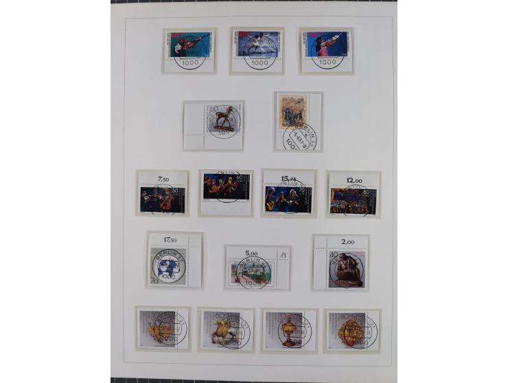 1948/82, in den Hauptnummern kpl. postfrische und zusätzlich gestempelte Sammlung, alle postfrischen Marken bis Mi.-Nr. 74 un