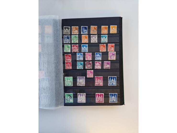 1945/59, postfrische und gestempelte Sammlung ohne SBZ aber mit Saarland mit vielen besseren und kpl. Ausgaben, diversen Brie