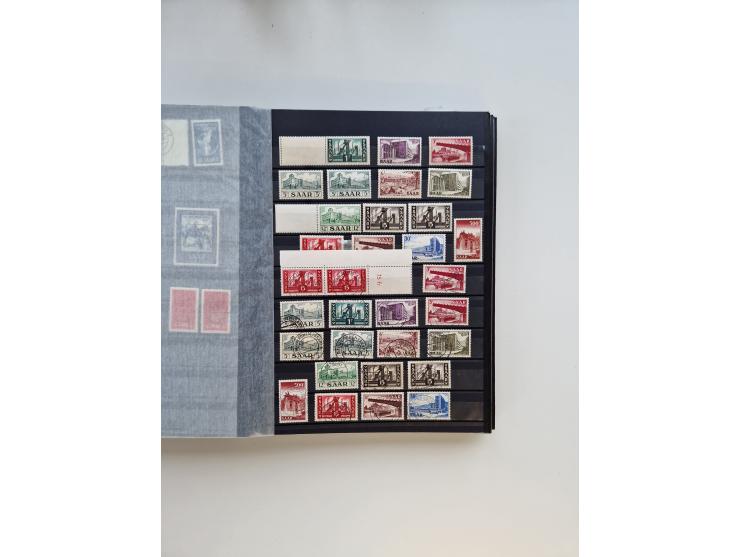 1945/59, postfrische und gestempelte Sammlung ohne SBZ aber mit Saarland mit vielen besseren und kpl. Ausgaben, diversen Brie