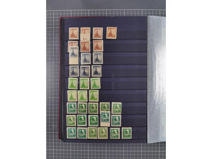 1945/49, postfrische Sammlung mit vielen besseren und kpl. Ausgaben, Farben und weiteren Besonderheiten. Dabei u.a. Mi.-Nr. 3