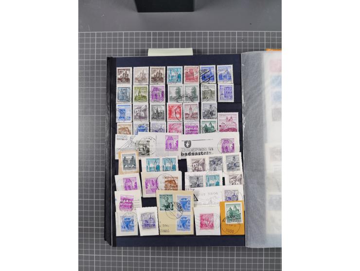 1945/2020, in den Hauptnummern kpl. postfrische Sammlung mit u.a. Mi.-Nr. 693-96I + II (signiert Sturzeis VÖB bzw. Kovar VÖB)