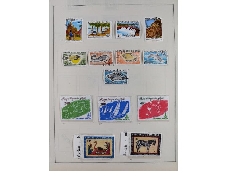 1895/1975 (ca) &nbsp;unsued and used collection French Colonies and successor states, with stamps from a.o. Algeria, Dahomey,