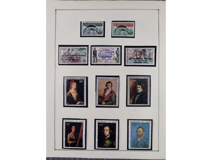 1895/1975 (ca) &nbsp;unsued and used collection French Colonies and successor states, with stamps from a.o. Algeria, Dahomey,