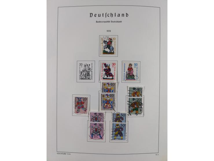 1945/72, meist ungebrauchte und gestempelte Sammlung Zonen ink. Saar, Bund mit gestempelten Heuss-Zusammendrucken, Berlin mit