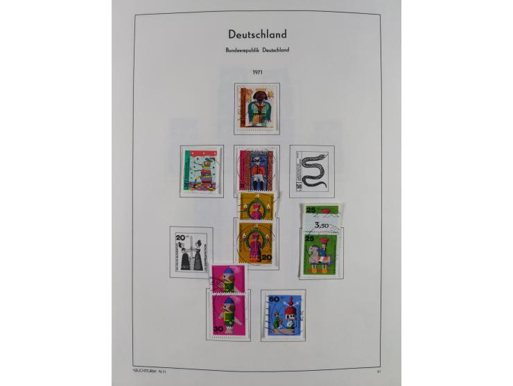 1945/72, meist ungebrauchte und gestempelte Sammlung Zonen ink. Saar, Bund mit gestempelten Heuss-Zusammendrucken, Berlin mit