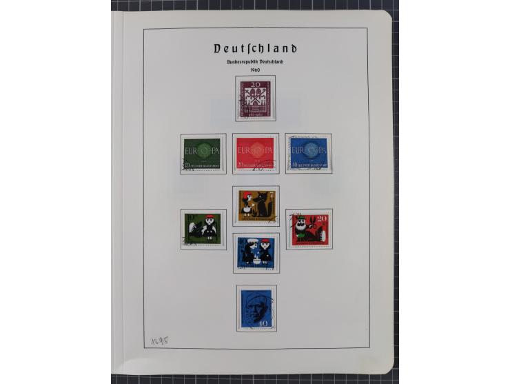 1872/1966, gestempelte und postfrische/ungebrauchte alte Sammlung in zwei Vordruckalben, ab Deutsches Reich gestempelt in den