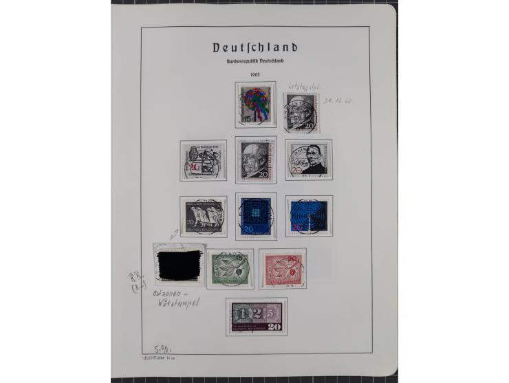 1872/1966, gestempelte und postfrische/ungebrauchte alte Sammlung in zwei Vordruckalben, ab Deutsches Reich gestempelt in den