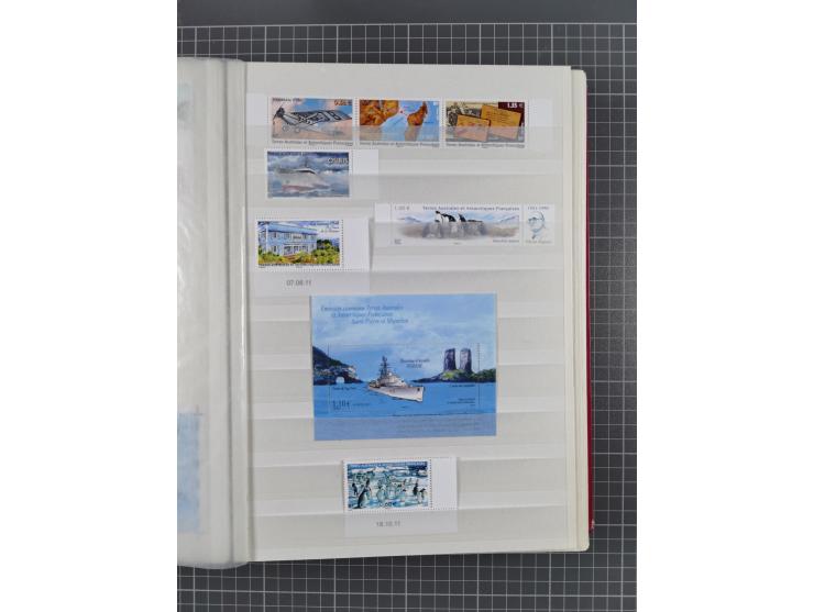 1956/2016, mint never hinged collection, apparently complete in the main Michel numbers, overall excellent and fresh conditio