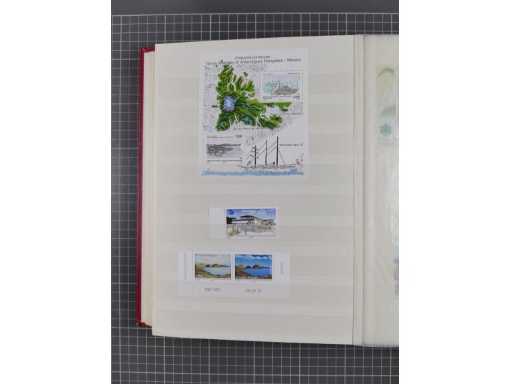 1956/2016, mint never hinged collection, apparently complete in the main Michel numbers, overall excellent and fresh conditio