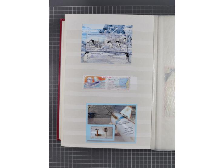 1956/2016, mint never hinged collection, apparently complete in the main Michel numbers, overall excellent and fresh conditio