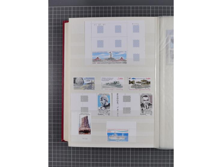 1956/2016, mint never hinged collection, apparently complete in the main Michel numbers, overall excellent and fresh conditio