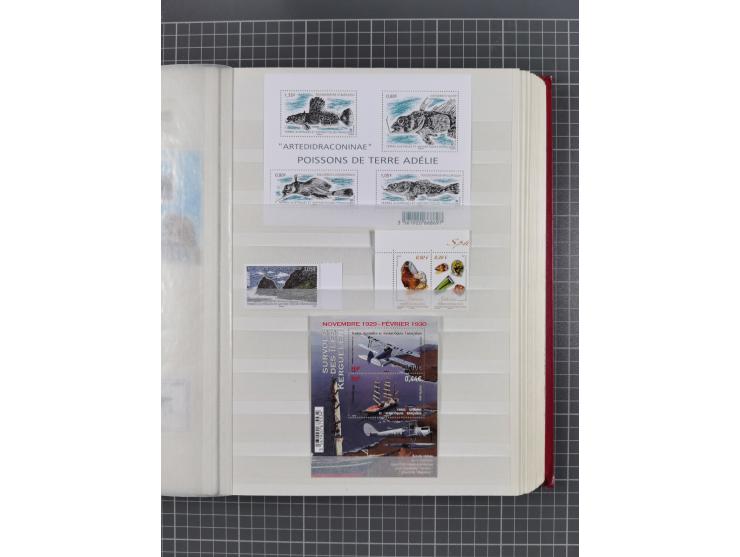 1956/2016, mint never hinged collection, apparently complete in the main Michel numbers, overall excellent and fresh conditio