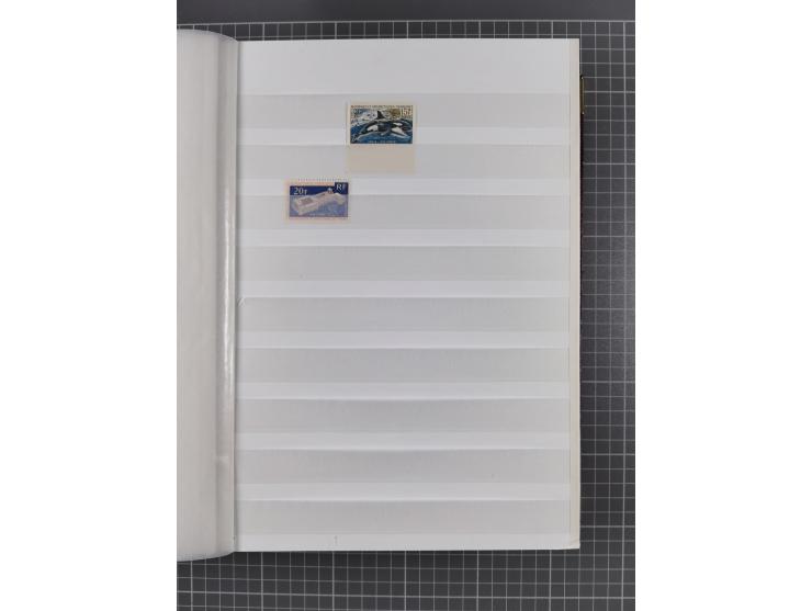 1956/2016, mint never hinged collection, apparently complete in the main Michel numbers, overall excellent and fresh conditio