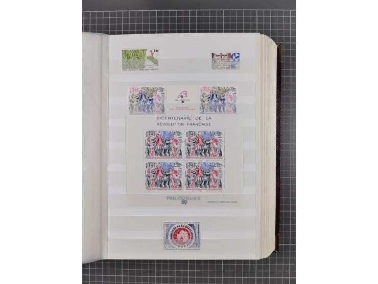 1956/2016, mint never hinged collection, apparently complete in the main Michel numbers, overall excellent and fresh conditio