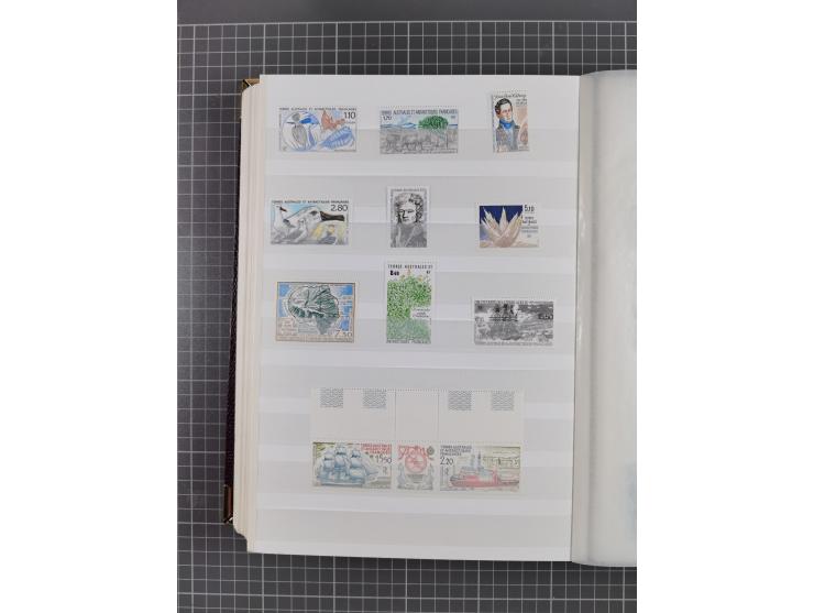 1956/2016, mint never hinged collection, apparently complete in the main Michel numbers, overall excellent and fresh conditio