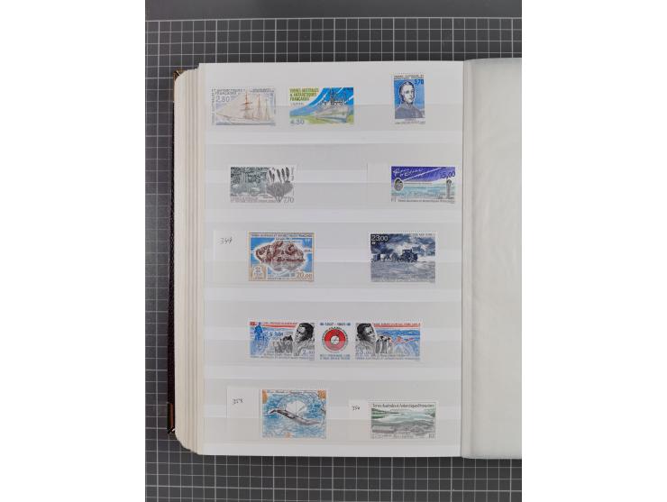 1956/2016, mint never hinged collection, apparently complete in the main Michel numbers, overall excellent and fresh conditio