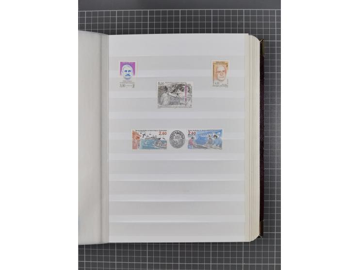 1956/2016, mint never hinged collection, apparently complete in the main Michel numbers, overall excellent and fresh conditio