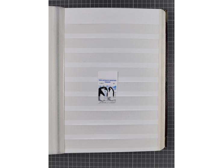 1956/2016, mint never hinged collection, apparently complete in the main Michel numbers, overall excellent and fresh conditio