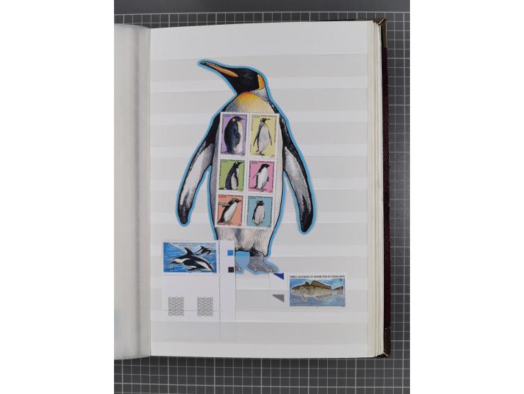 1956/2016, mint never hinged collection, apparently complete in the main Michel numbers, overall excellent and fresh conditio