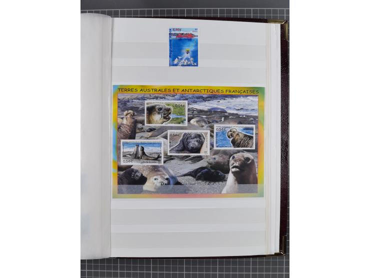 1956/2016, mint never hinged collection, apparently complete in the main Michel numbers, overall excellent and fresh conditio