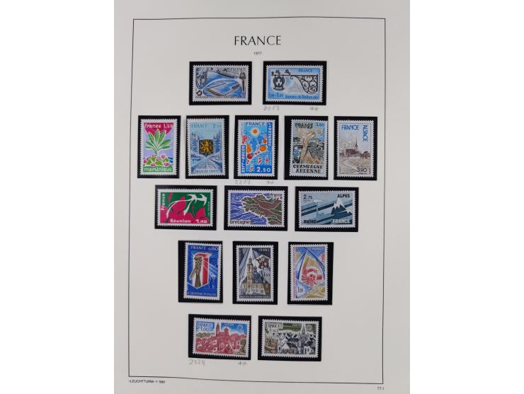 1849/1994, mint never hinged/unused and used collection with some covers, a few better items throughout like Mi-Nr. 239, 311 