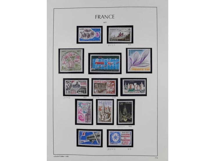 1849/1994, mint never hinged/unused and used collection with some covers, a few better items throughout like Mi-Nr. 239, 311 