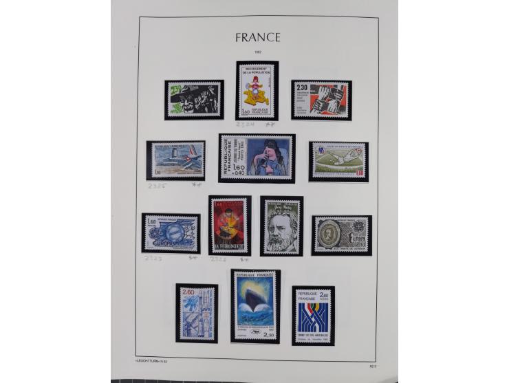 1849/1994, mint never hinged/unused and used collection with some covers, a few better items throughout like Mi-Nr. 239, 311 