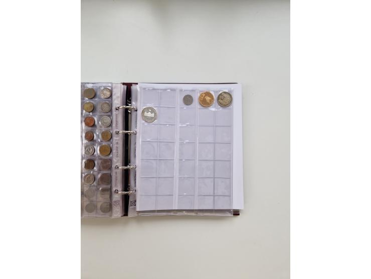 ALLE WELT: 1816/1990 (ca.), Umlaufmünzen, meist Europa, mit Silber, u.a. 5 M. 1934 Garnisonkirche, 6x 5 M. 1935/39 Hindenburg