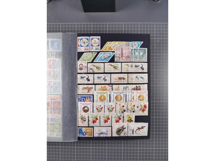 1872/1980 (ca.), mint never hinged/unused and used collection, including officials and postage dues, together with some souve