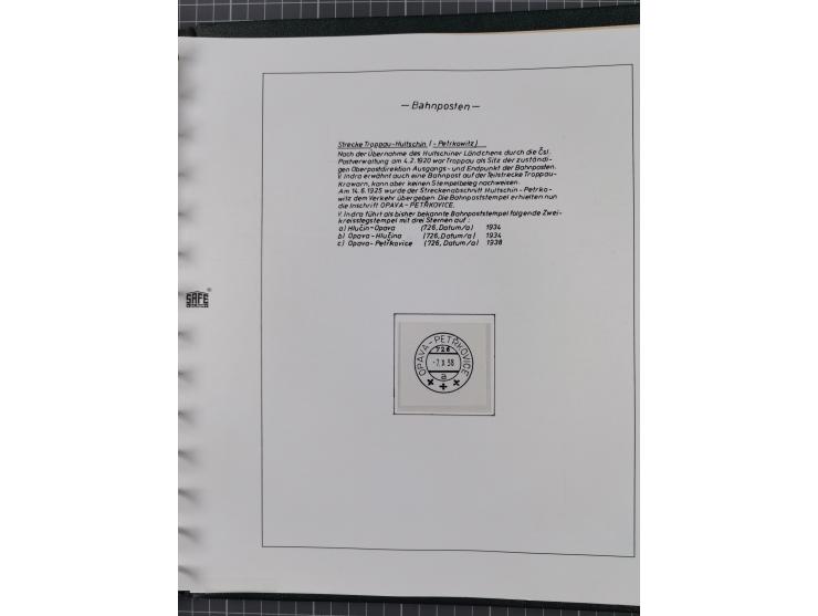 1920/45, HLUCIN - 'Hultschiner Ländchen' collection on 30 album leaves in album, starting with first Czechoslovakian post 4.2