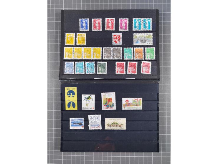 1880/1980, unused/mint never hinged dealer stock on cards, including a lot of material with better issues from Denmark, Italy