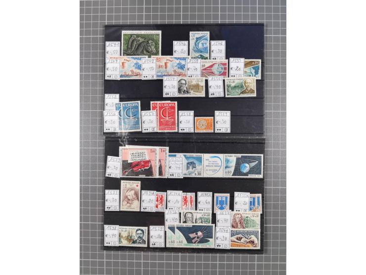 1880/1980, unused/mint never hinged dealer stock on cards, including a lot of material with better issues from Denmark, Italy