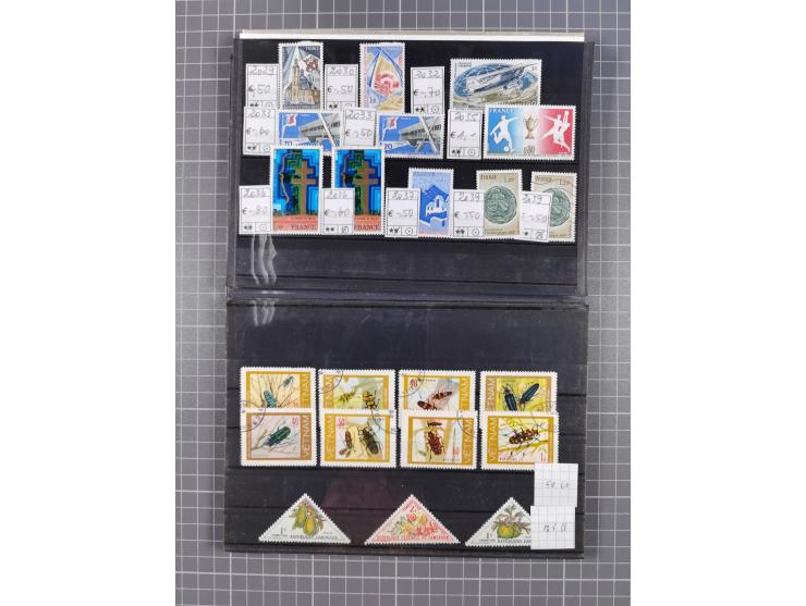 1880/1980, unused/mint never hinged dealer stock on cards, including a lot of material with better issues from Denmark, Italy